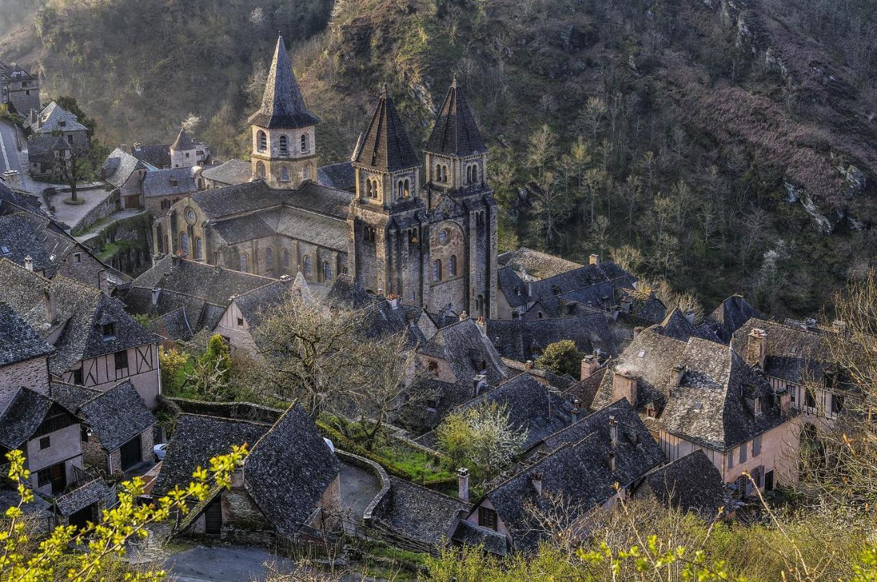 Gite De La Cascade Salles-la-Source Zewnętrze zdjęcie